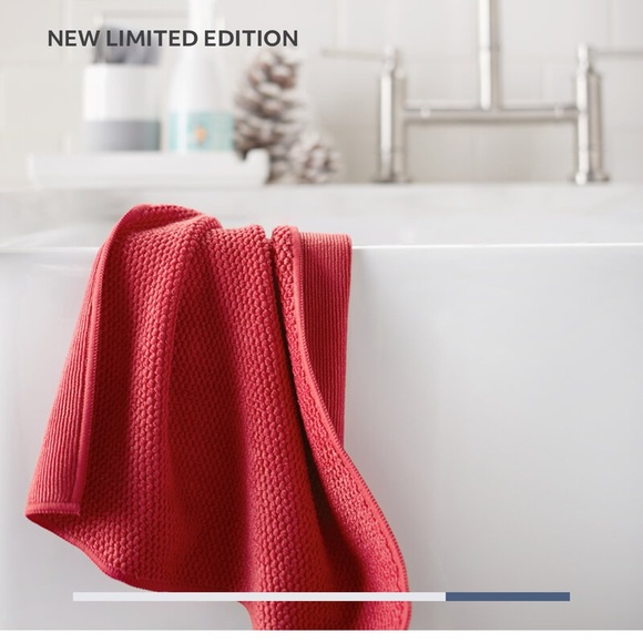 Norwex Kitchen Towel Cranberry Limited Edition NWT - Picture 4 of 9